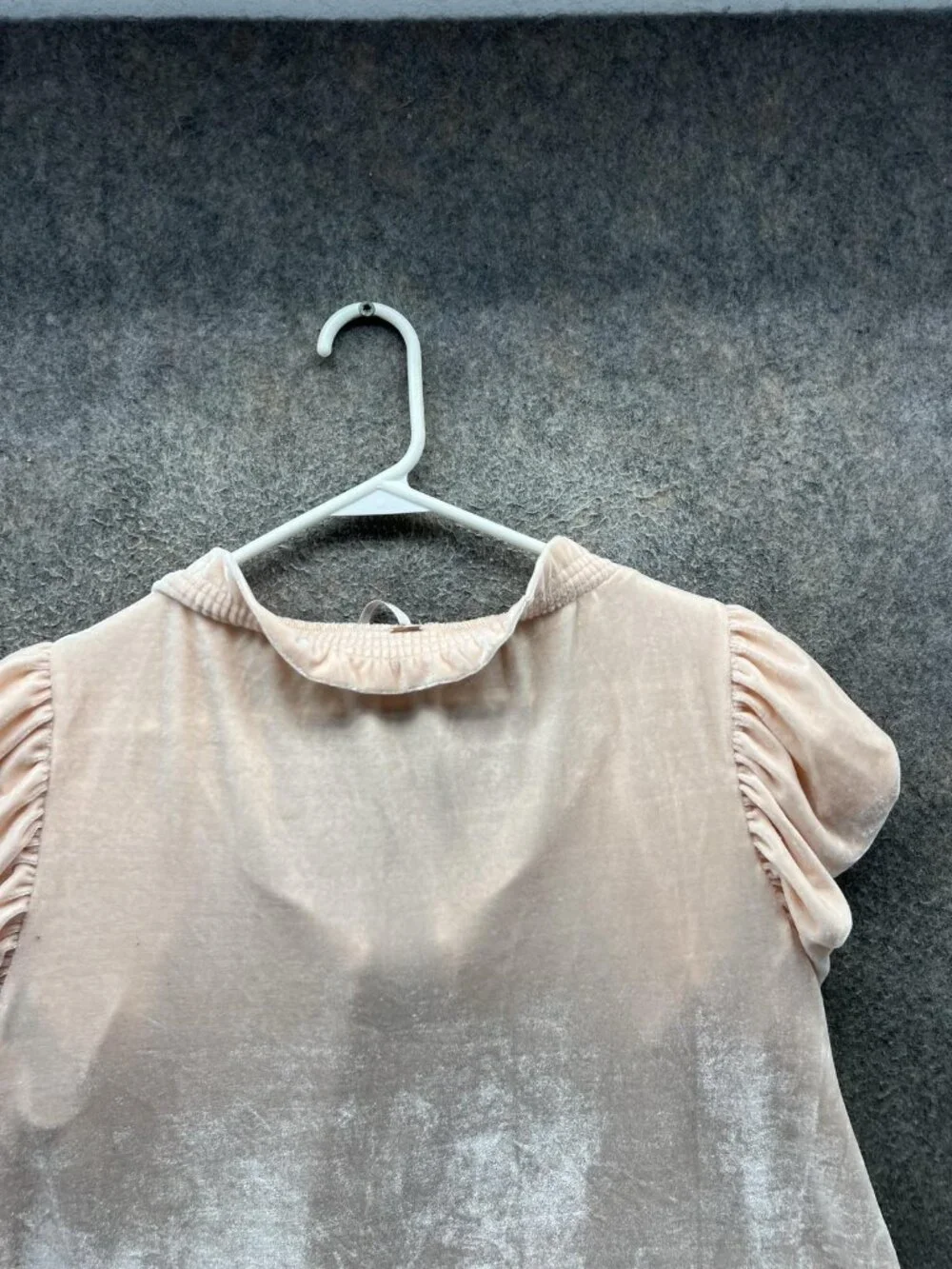 Free People Blouse Women XS Pink Velour Puff Sleeve Ruffle Scoop Neck Top